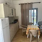 דירה Devis *
